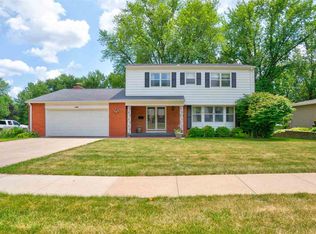 2313 Mayfield Rd, Iowa City, IA 52245
