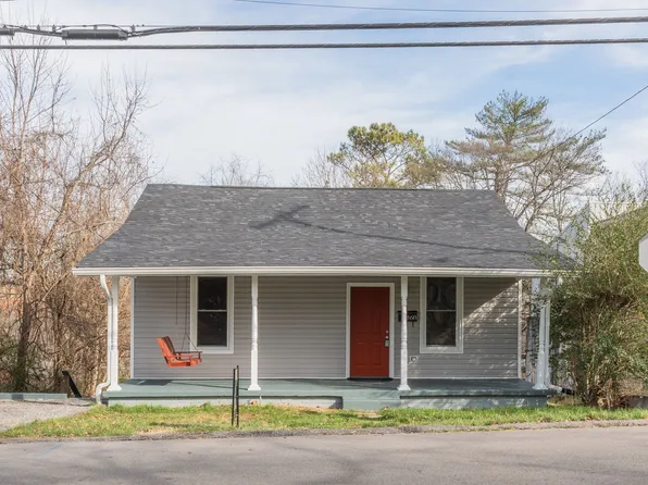 68 N Main St, Springfield, TN 37172