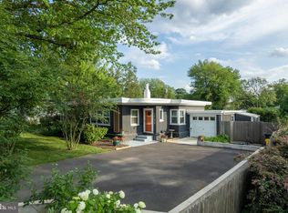 8102 Douglas Rd, Wyndmoor, PA 19038