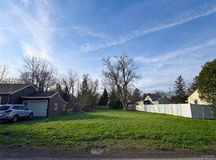 653 Manor Dr #10, Chittenango, NY 13037