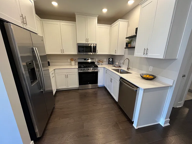 157 Stoutsburg Blvd — Photo 3