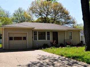 1124 SW Orleans St, Topeka, KS 66604
