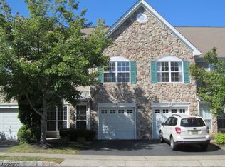 46 Mayflower Dr, Basking Ridge, NJ 07920