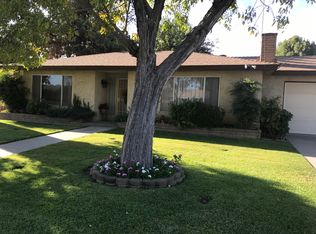 2820 Holiday Way, Madera, CA 93637