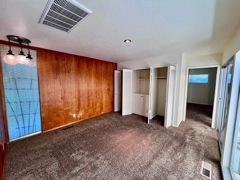 1528 Goldenwood Dr — Photo 9