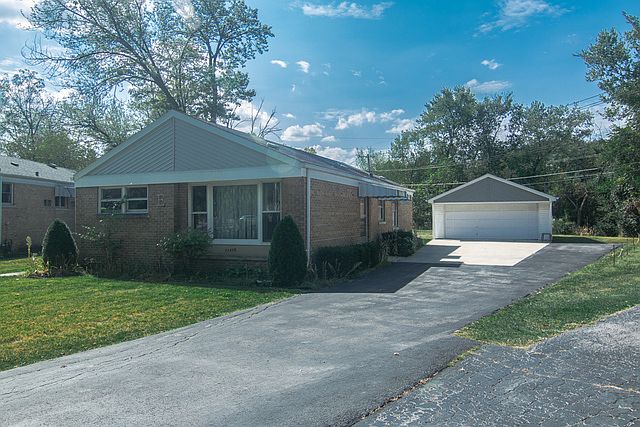 1st image of 21426 Jeffrey Dr