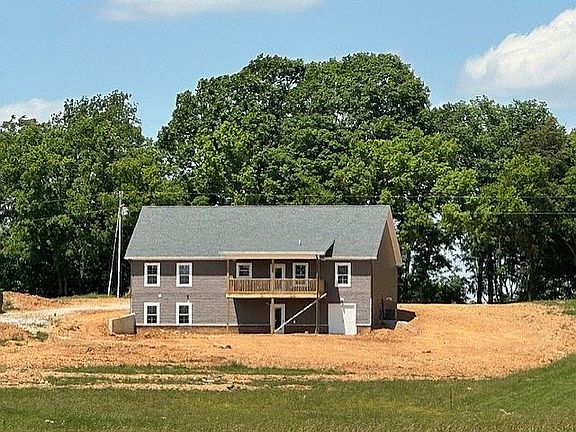 5th image of 389 Paradise Ln