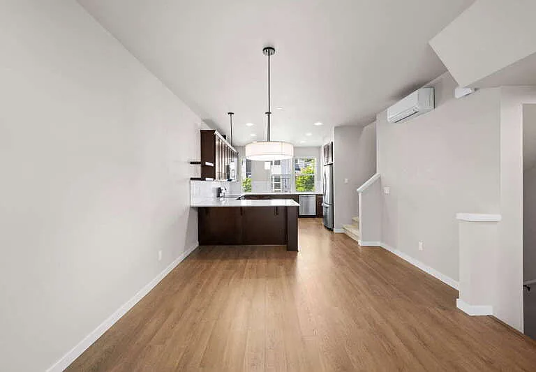 13717 Admiralty Way #G4 — Photo 10