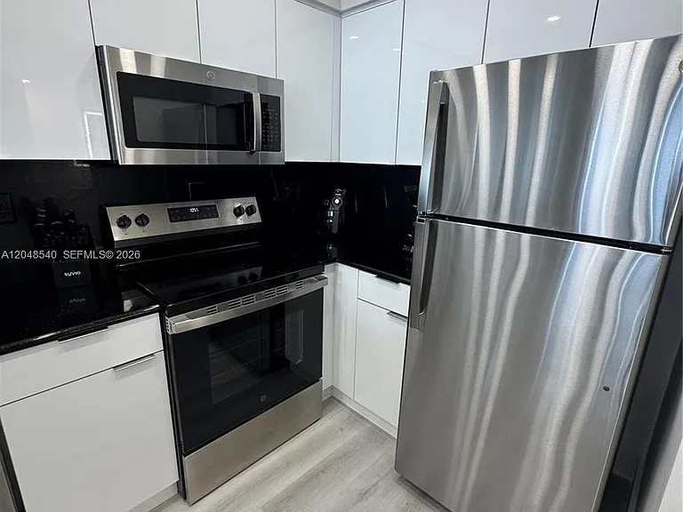 2501 S Ocean Dr #Penthouse 05 — Photo 10