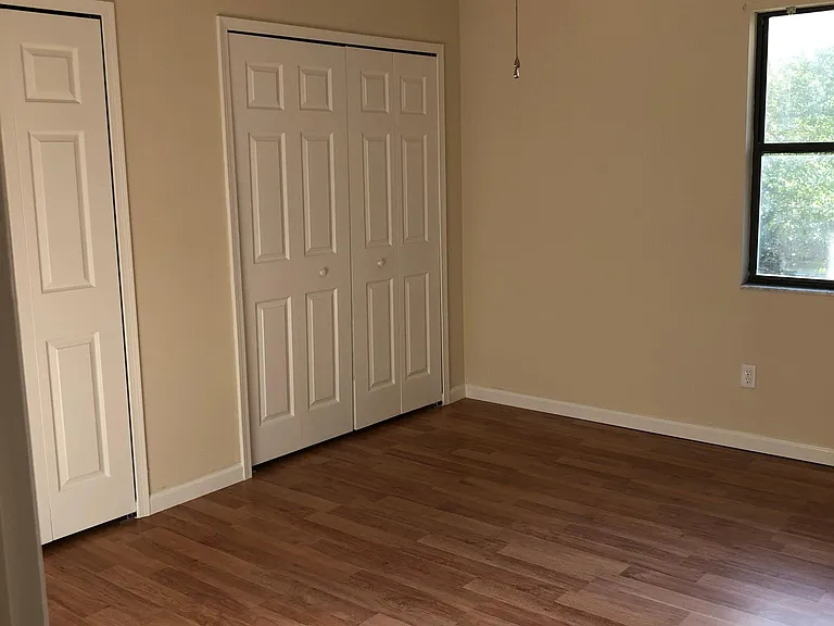 4 Jasmine Pl — Photo 10