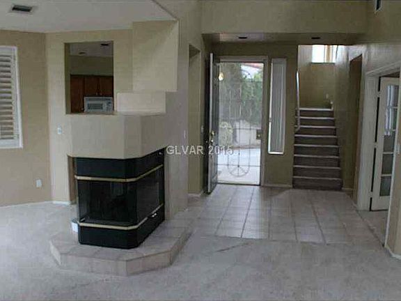 3rd image of 1704 Estrella St