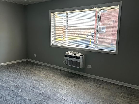 3rd image of 1312 Carol St #1-A