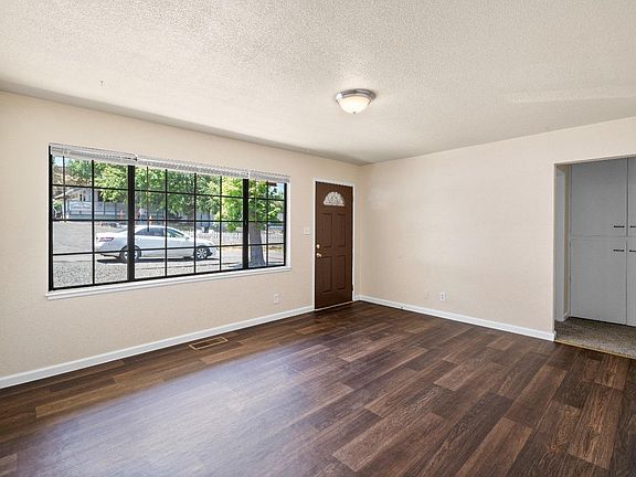 2nd image of 1152 Warren Avenue