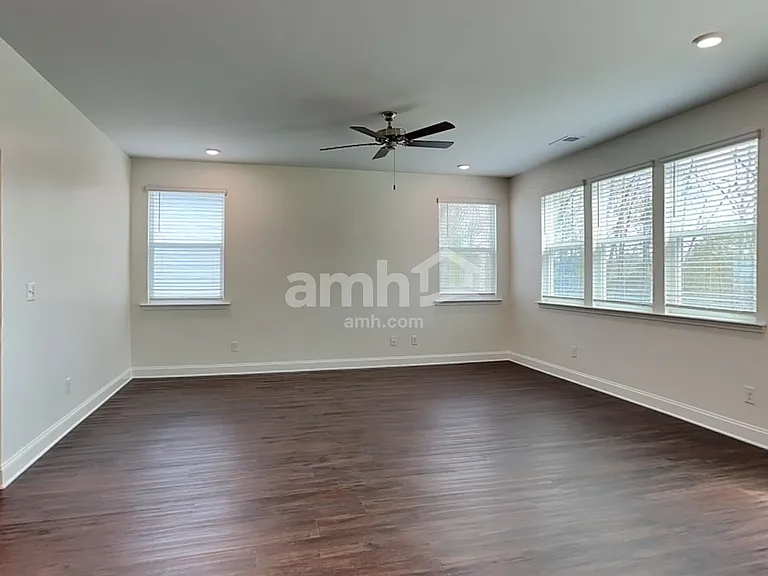 632 Rivermist Dr — Photo 5