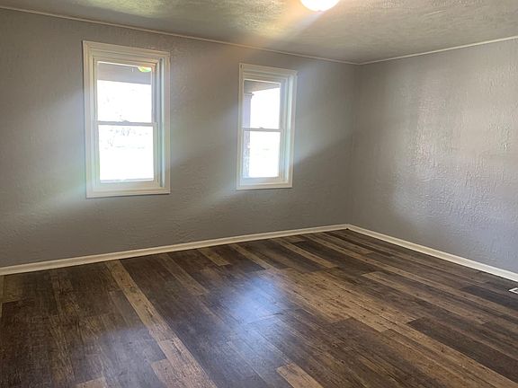 4th image of 354 Wayne St #1