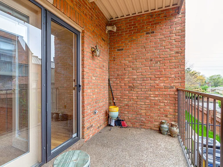 3320 Hillsboro Pike — Photo 40