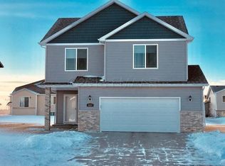 1217 30th Ave W, West Fargo, ND 58078