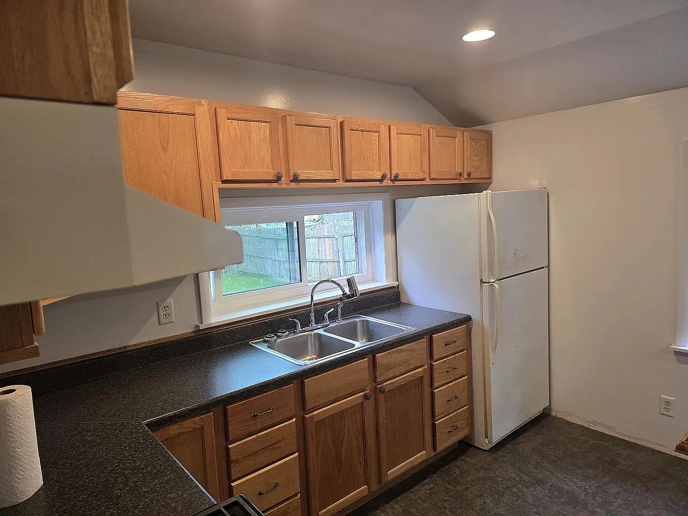3 bed, 1447 sqft, $1,450 — Photo 2