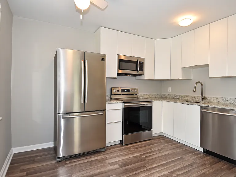 7036 Strathmore St #311 — Photo 3