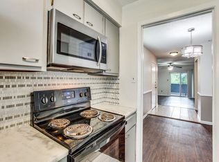 6412 Woodway Dr #0, Fort Worth, TX 76133