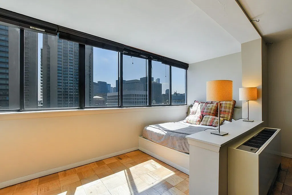 2 Hawthorne Pl — Photo 4