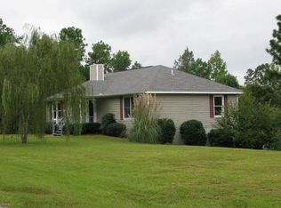 696 Smith Mountain Dr, Jacksons Gap, AL 36861