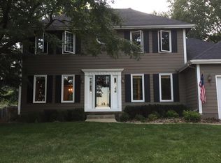 2521 Ridgewood Dr, West Des Moines, IA 50265