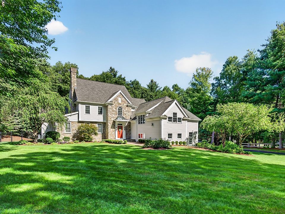 1st image of 114 Fox Run Rd