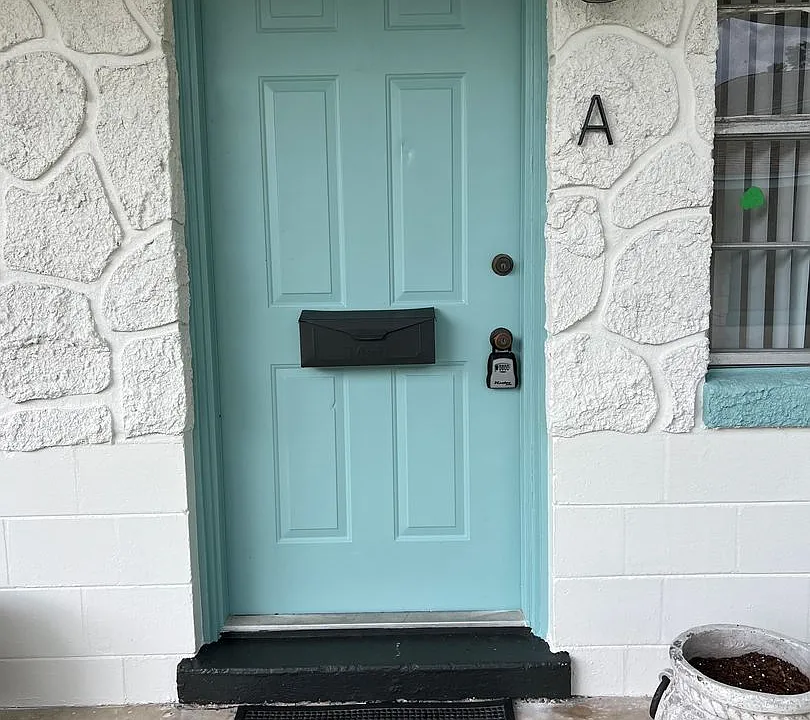 Magnolia Apartments