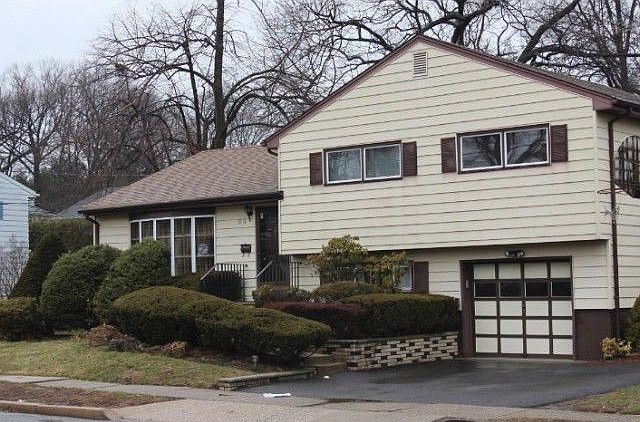 1st image of 39-11 Tierney Pl