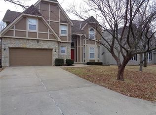 14606 S Roth Cir, Olathe, KS 66062