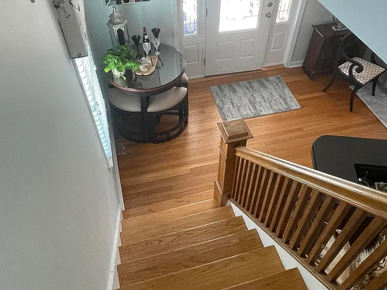 114 7th Ave — Photo 23
