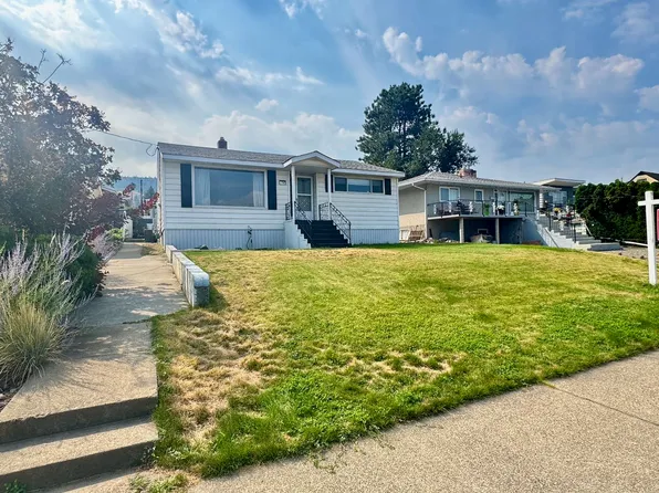 743 Douglas St, Kamloops, BC V2C 3C7