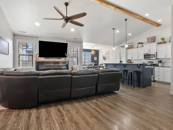 304 Cliff Swallow Ave, Caldwell, ID