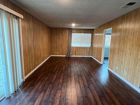 2nd image of 4512 Donalbain Cir