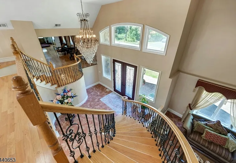 252 Mabel Pl — Photo 24