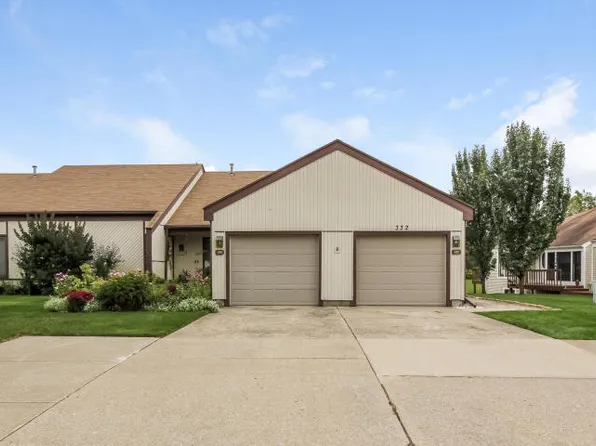 332 Rolling Greene Dr NW, Grand Rapids, MI 49534