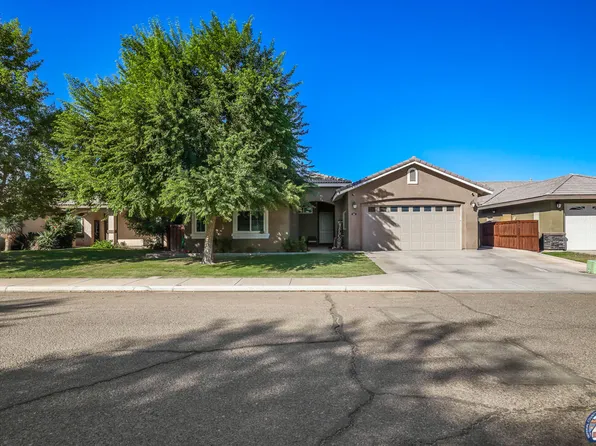 949 S 2nd St, Brawley, CA 92227