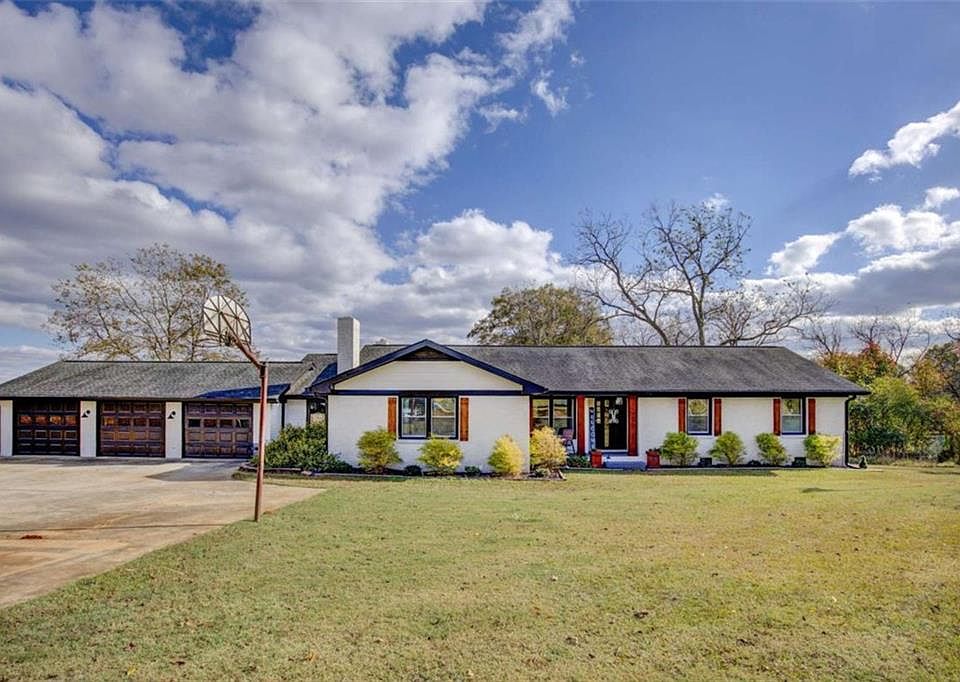 1st image of 764 Social Circle Fairplay Rd