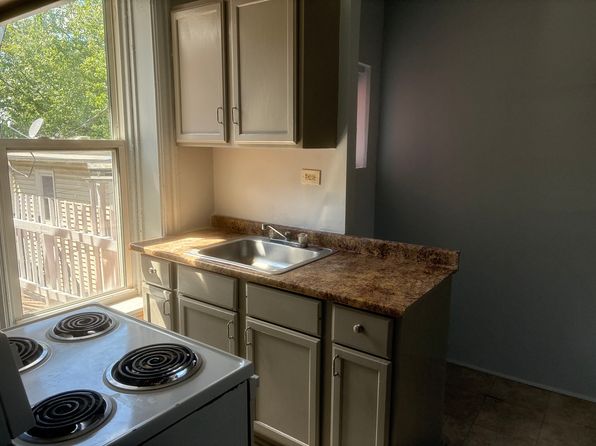 334 S Queen St APT 3
