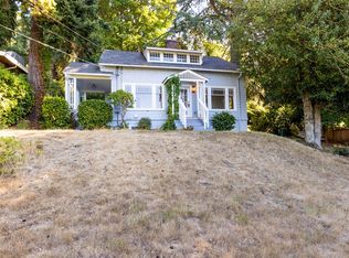 17020 35th Ave SW, Seattle, WA 98166