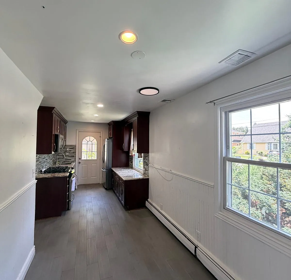 3 bed, 2.5 bath, 1500 sqft, $3,900 — Photo 3