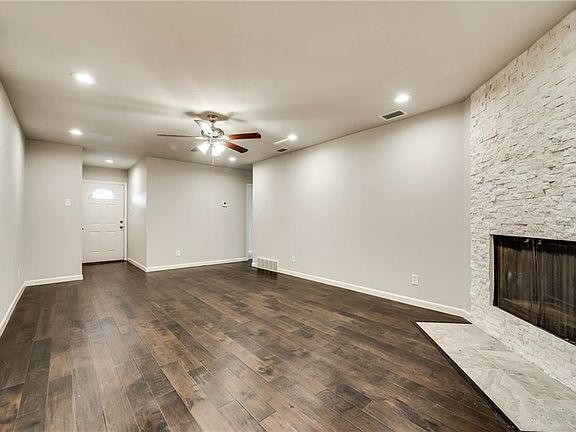 3rd image of 1011 Whippoorwill Ct