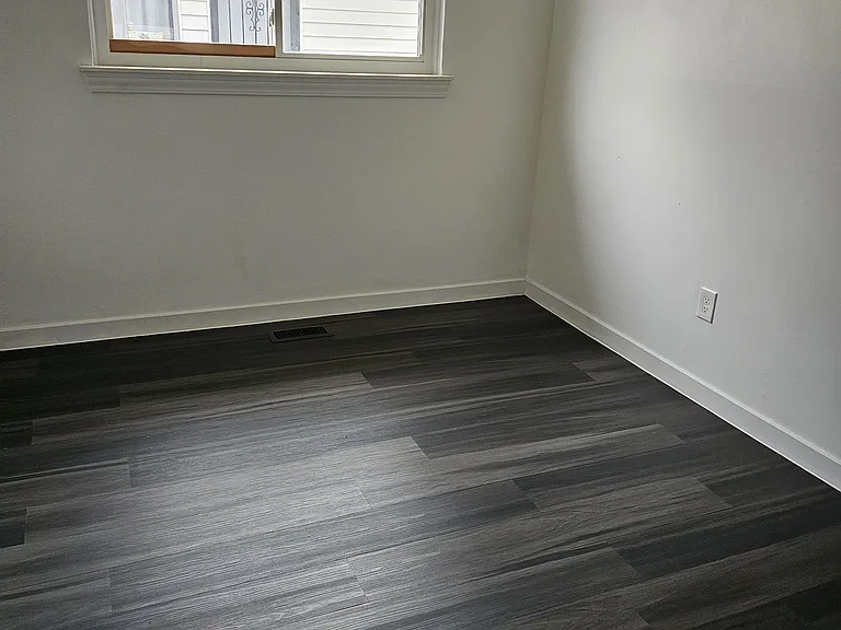 30223 Hazelwood St — Photo 5
