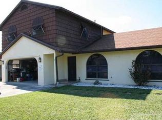 6551 Venetian Dr, Lake Worth, FL 33462