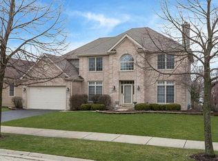 26W306 Inwood Ln, Winfield, IL 60190