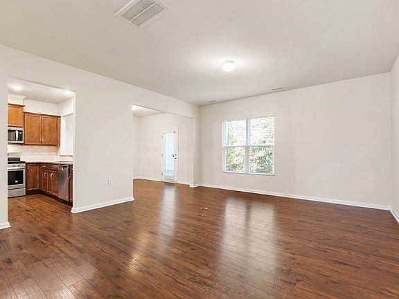 5th image of 1217 Nightshade Dr