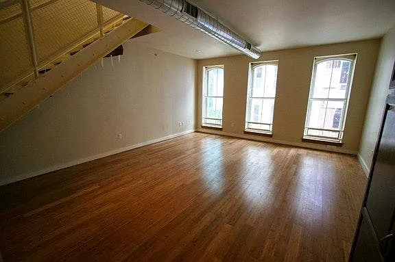 494 Graeme St #7 — Photo 6
