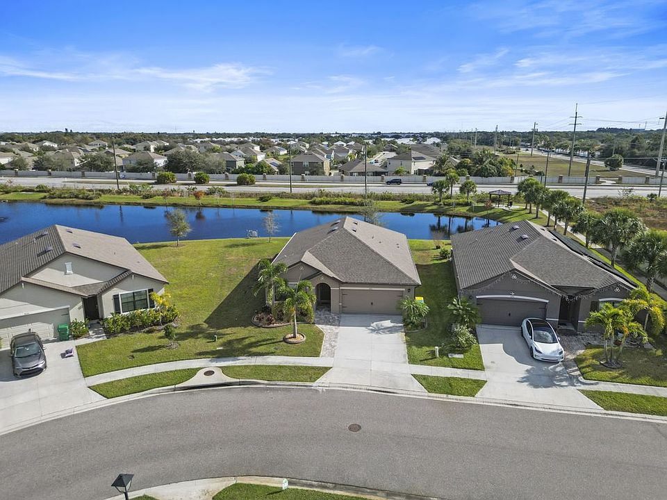 1st image of 4416 Vermillion Dunes Ln