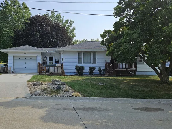 716 W Washington St, Osceola, IA 50213